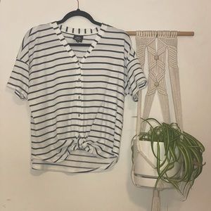 Bobeau size M navy/white stripe waffle cotton relaxed fit T shirt